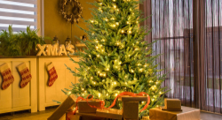How to Choose an Artificial Christmas Tree